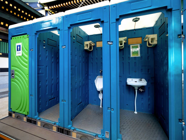 Best Portable bathroom rental  in Columbia, MO